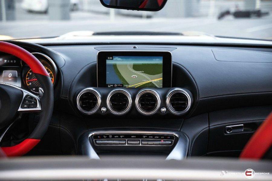 Детали интерьера Mercedes-AMG GT S by Creative Bespoke 2019 года  (фото 9 из 93)